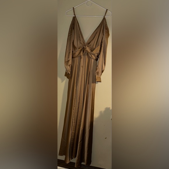 Mansion Dinner Party Satin Gown - Picture 2 of 3